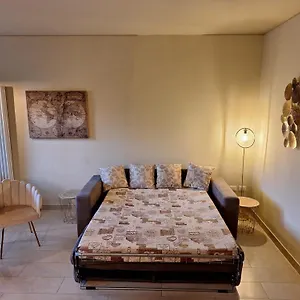 Lido Galeazzi Giant Pool Apartment