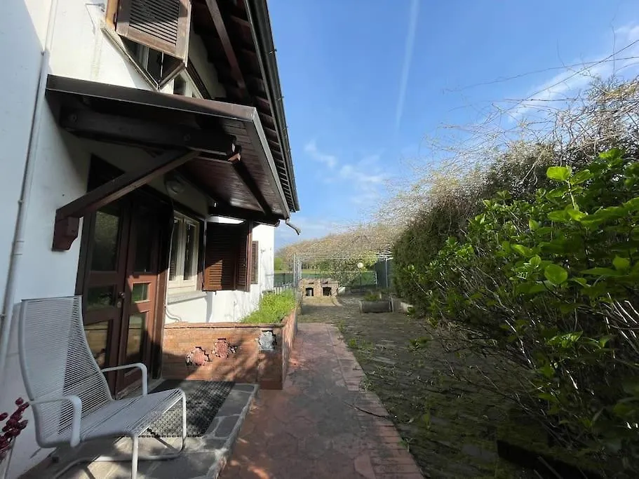 Apartamento Musicians Mansion Loft Fino Mornasco 0*,  Italia